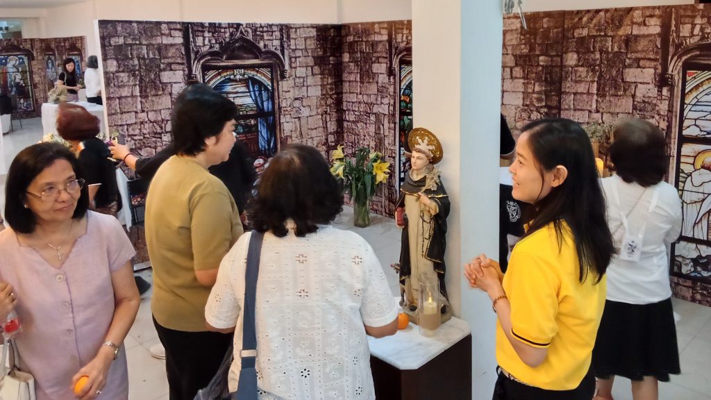 cover-1024x576 Pameran St. Dominikus di Redemptor Mundi: Mengenal Sang Anjing Pembawa Obor